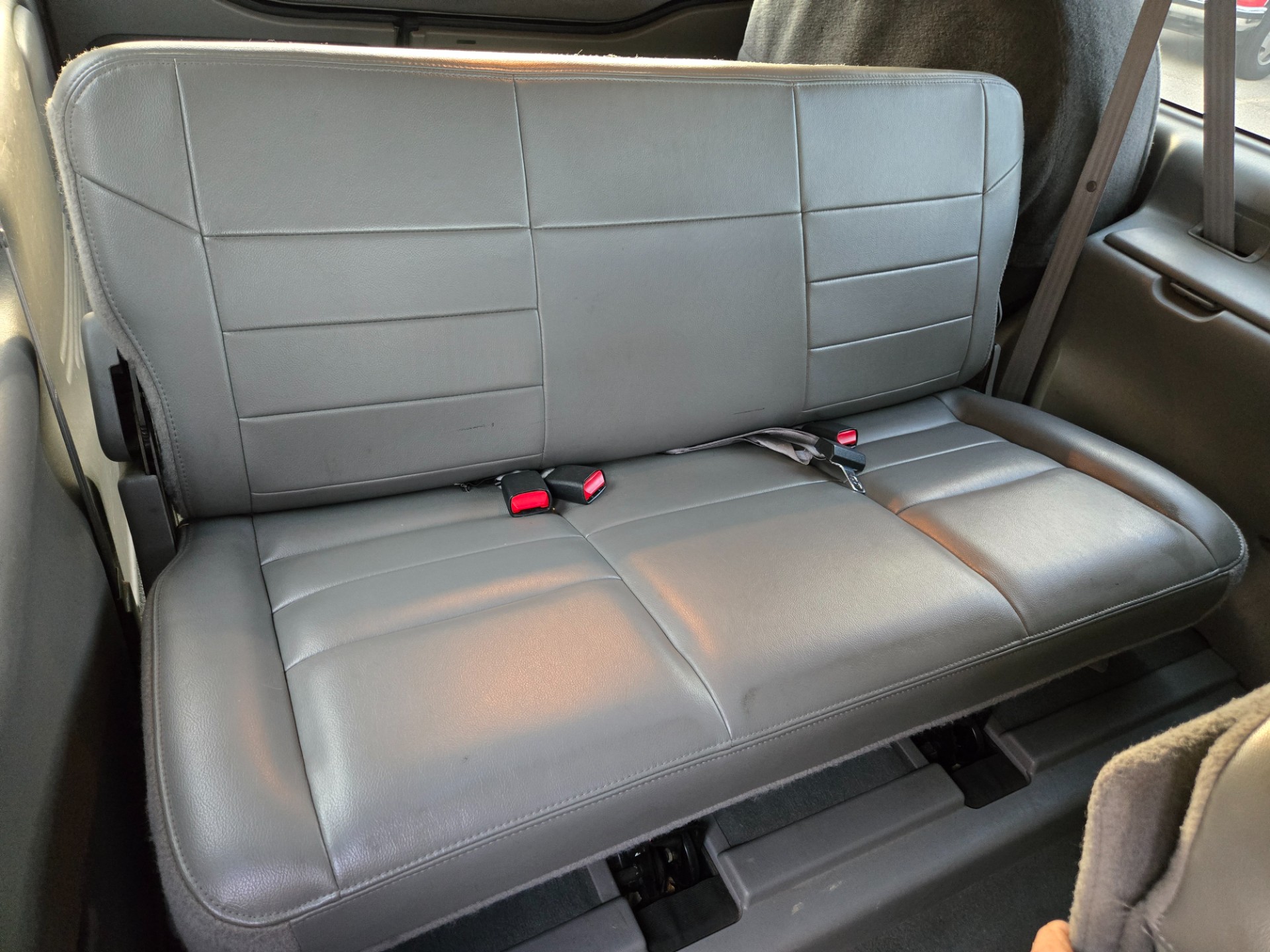 2003 Ford Excursion 101