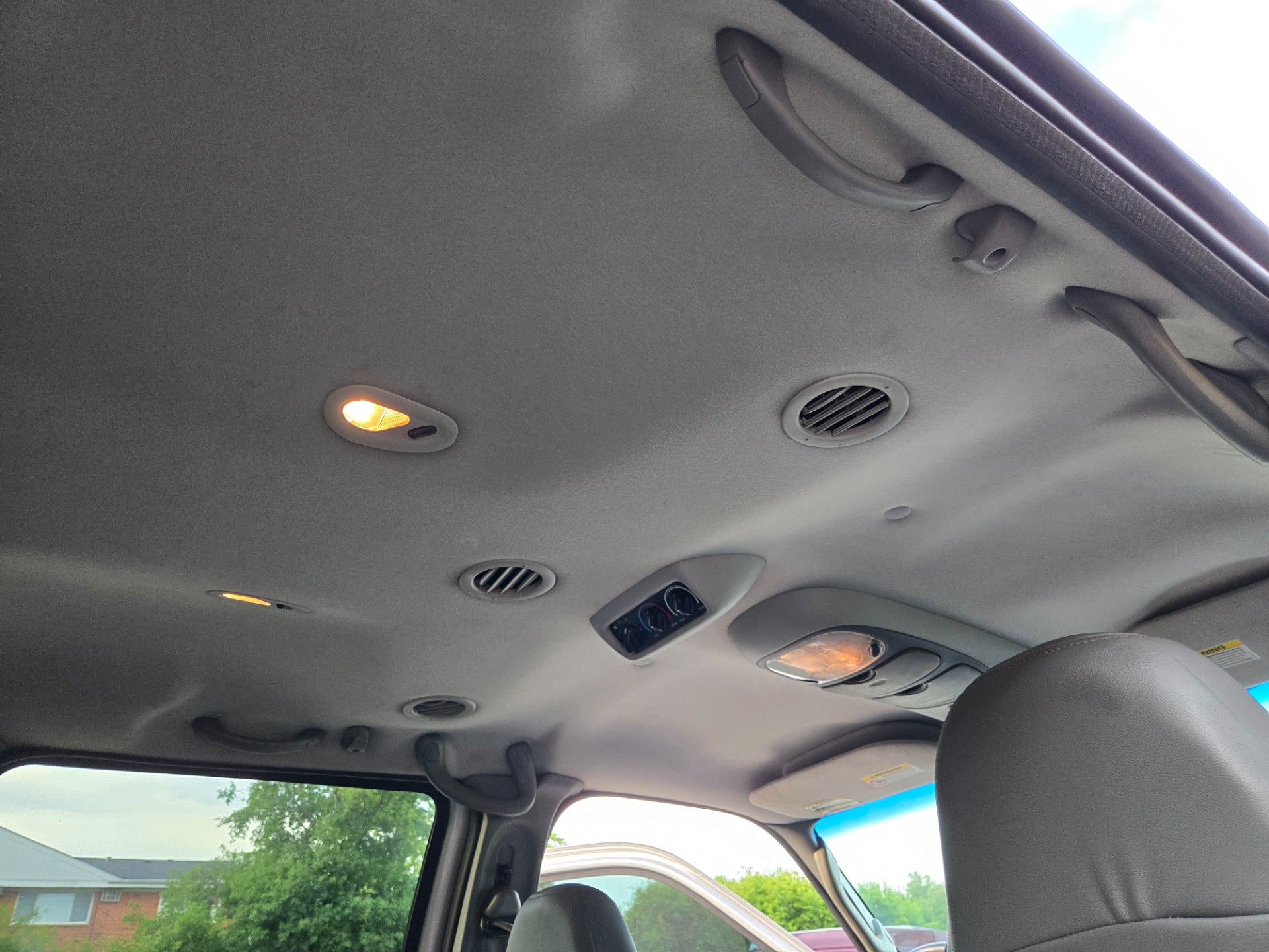 2003 Ford Excursion 106