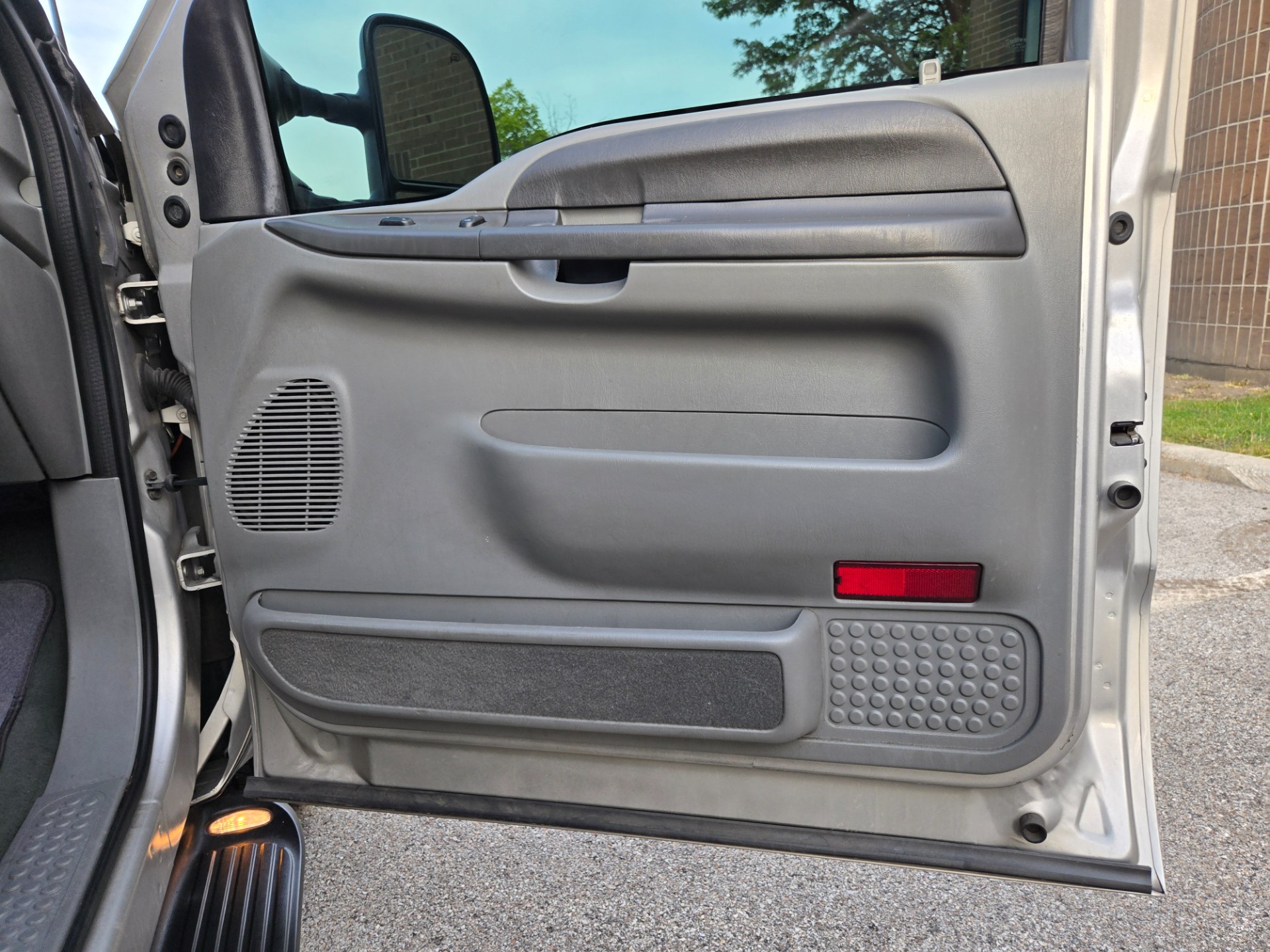 2003 Ford Excursion 107