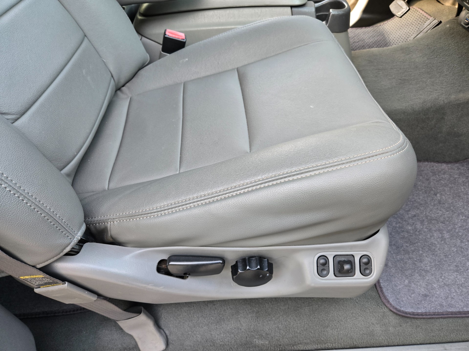 2003 Ford Excursion 109