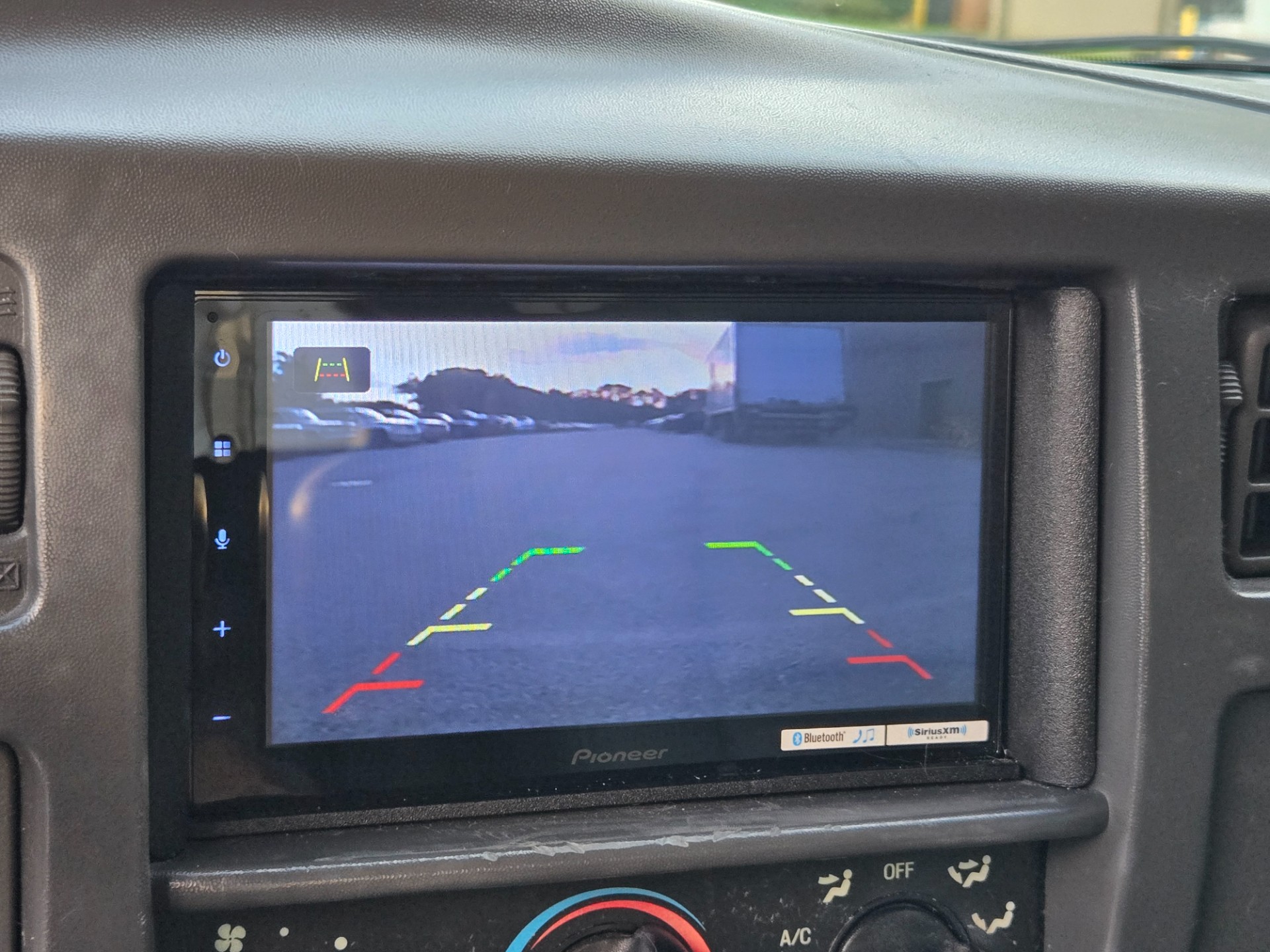 2003 Ford Excursion 11