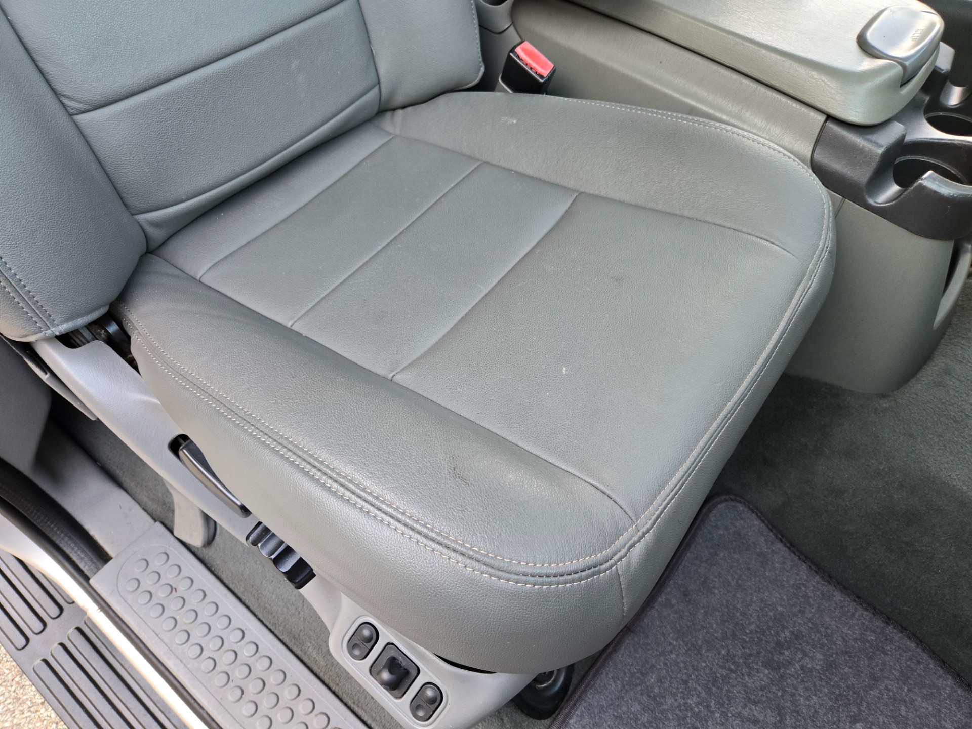 2003 Ford Excursion 115