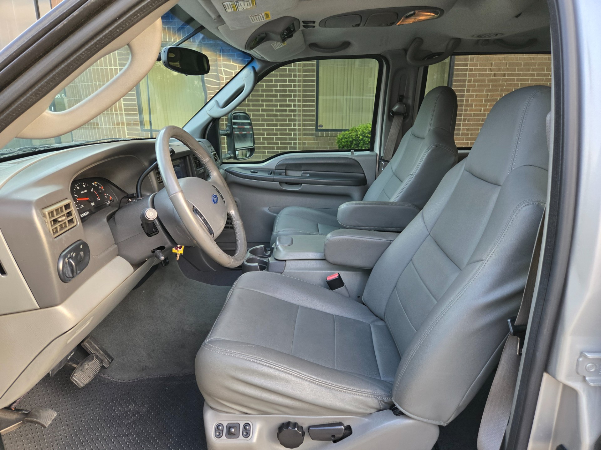 2003 Ford Excursion 120
