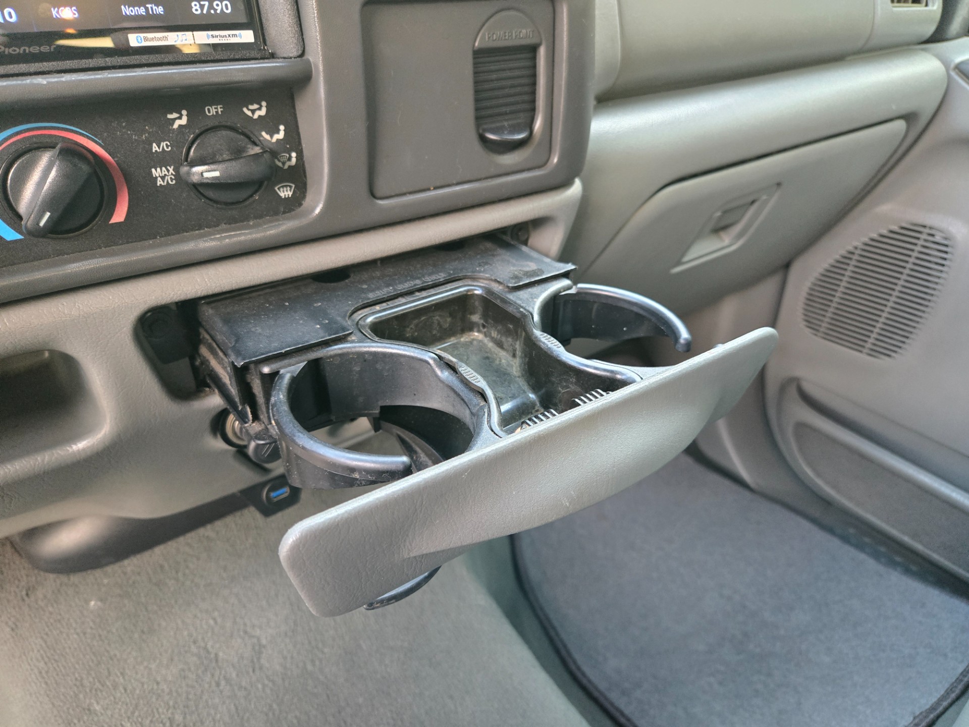2003 Ford Excursion 131