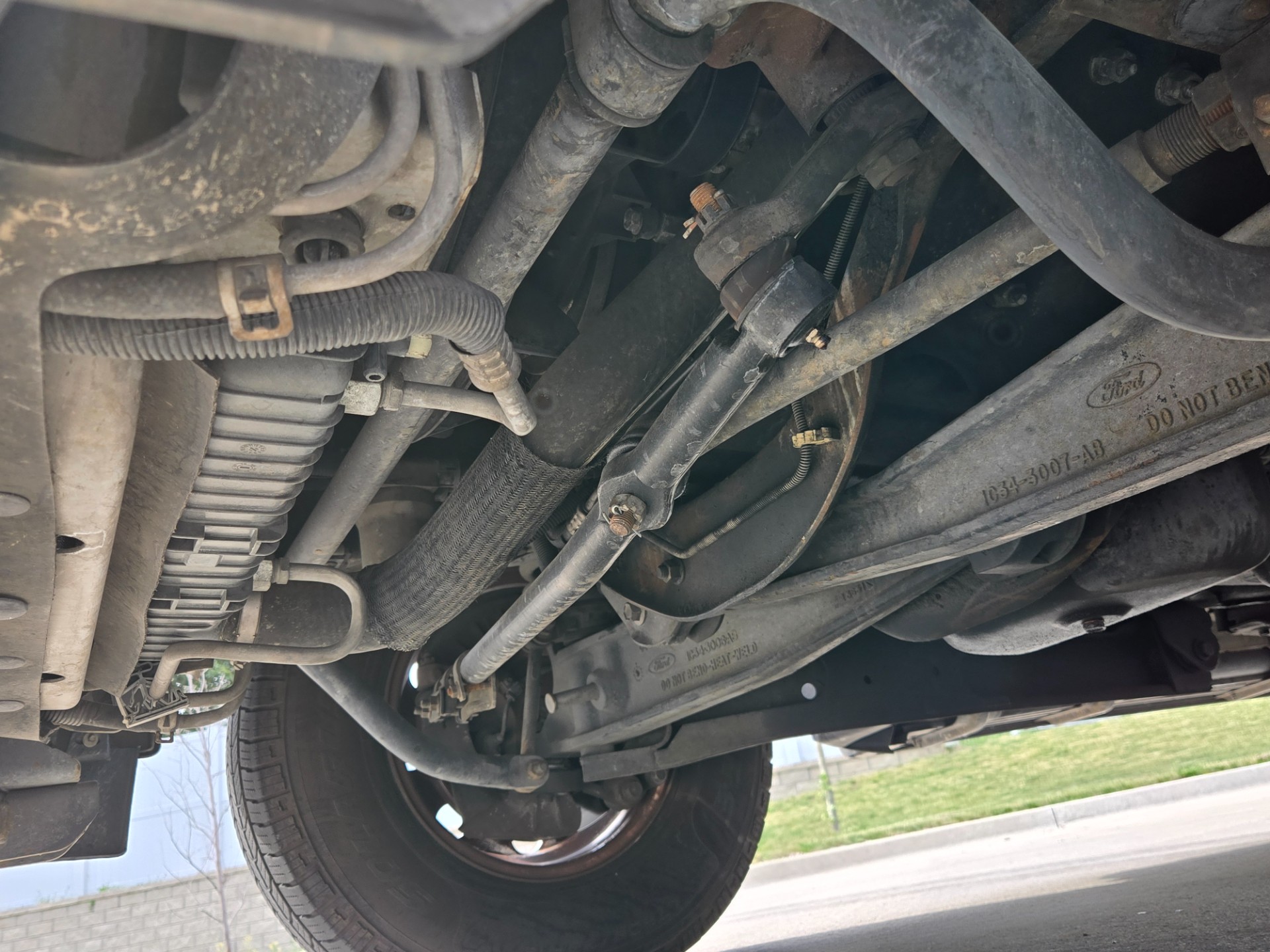 2003 Ford Excursion 25