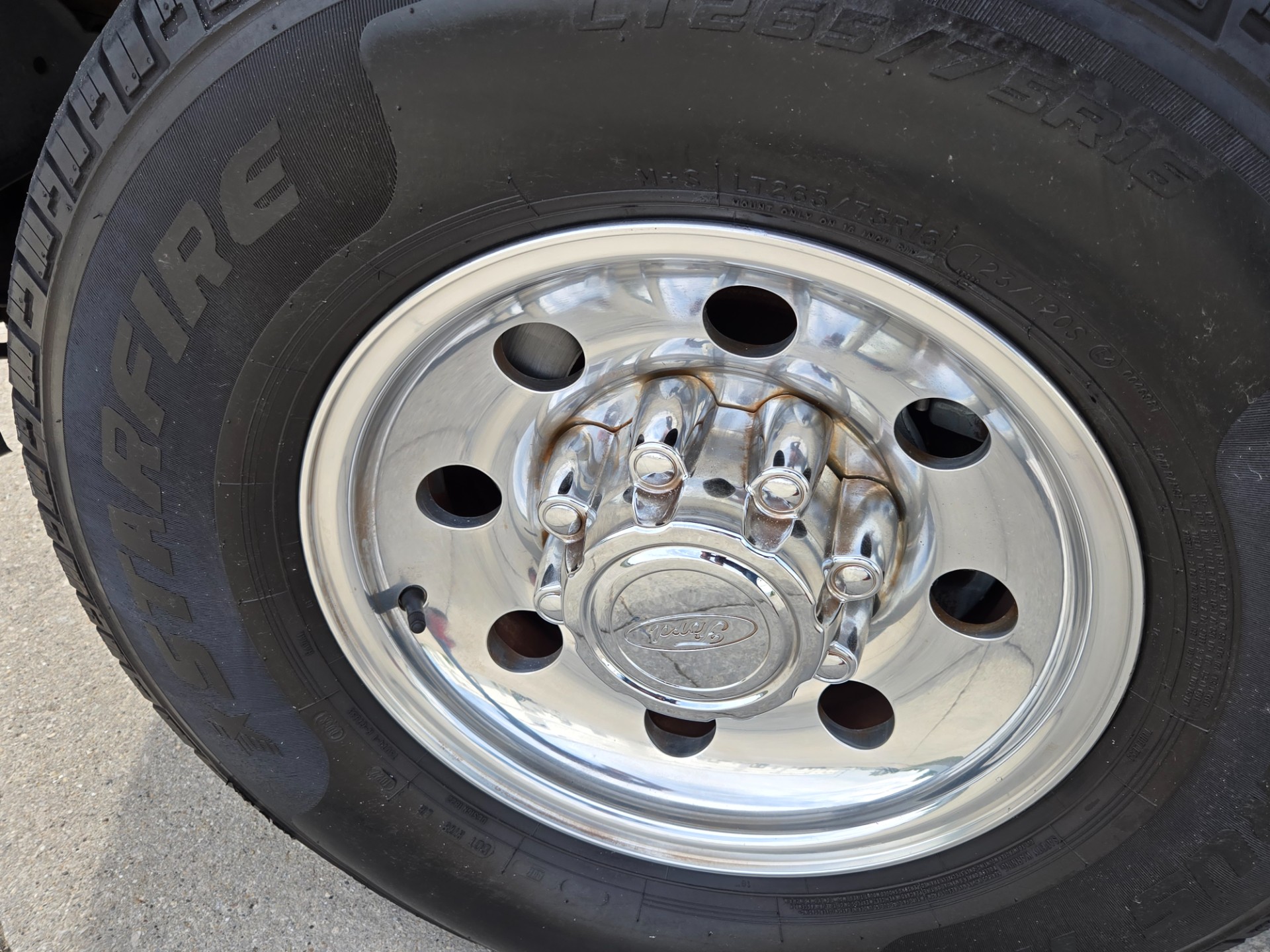 2003 Ford Excursion 31