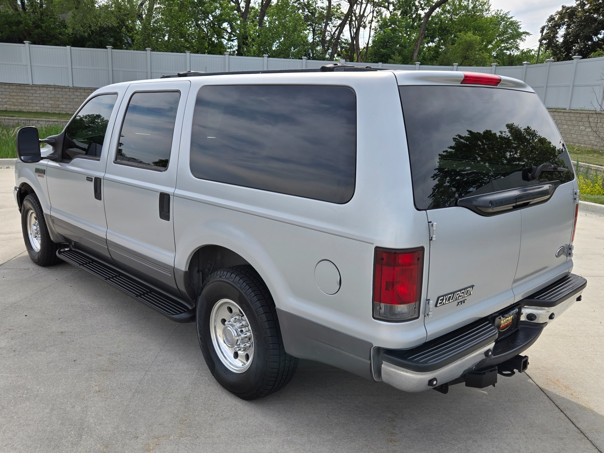 2003 Ford Excursion 4