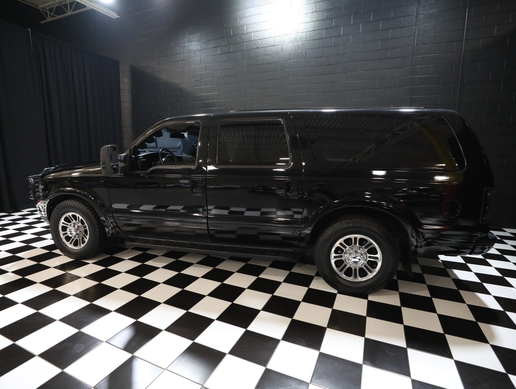 2001 Ford Excursion 26