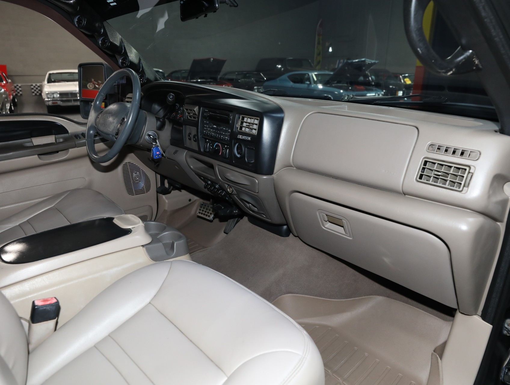 2001 Ford Excursion 34