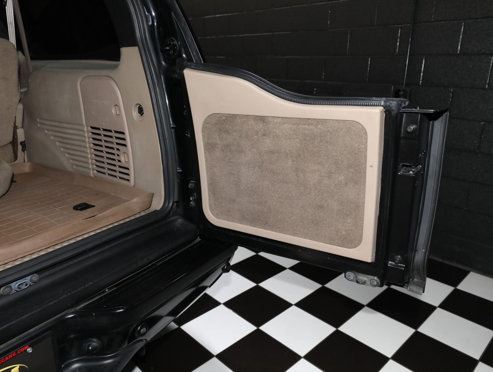 2001 Ford Excursion 42