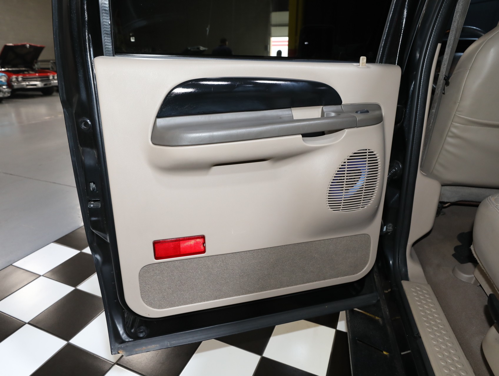 2001 Ford Excursion 47