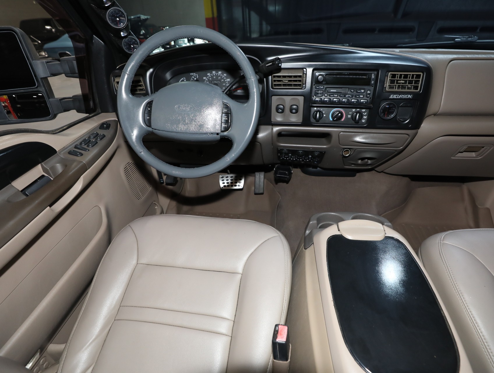 2001 Ford Excursion 50