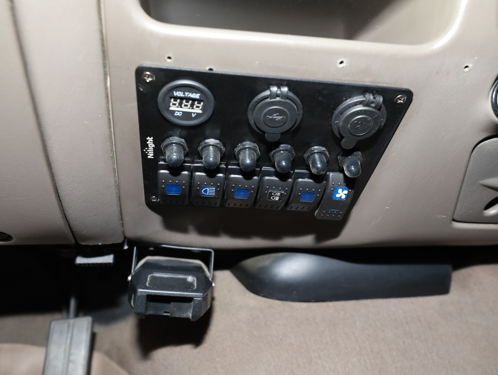2001 Ford Excursion 61