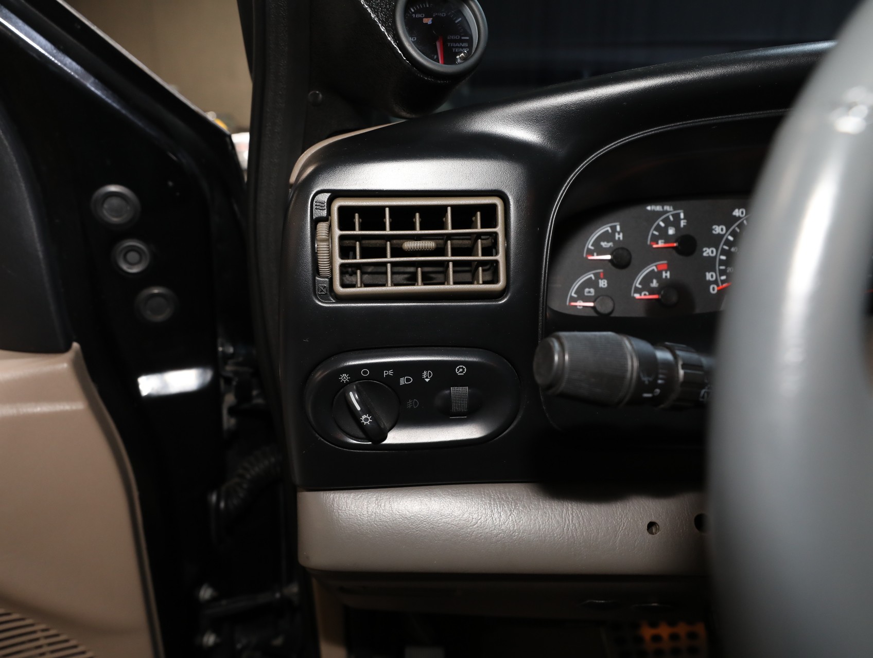 2001 Ford Excursion 63