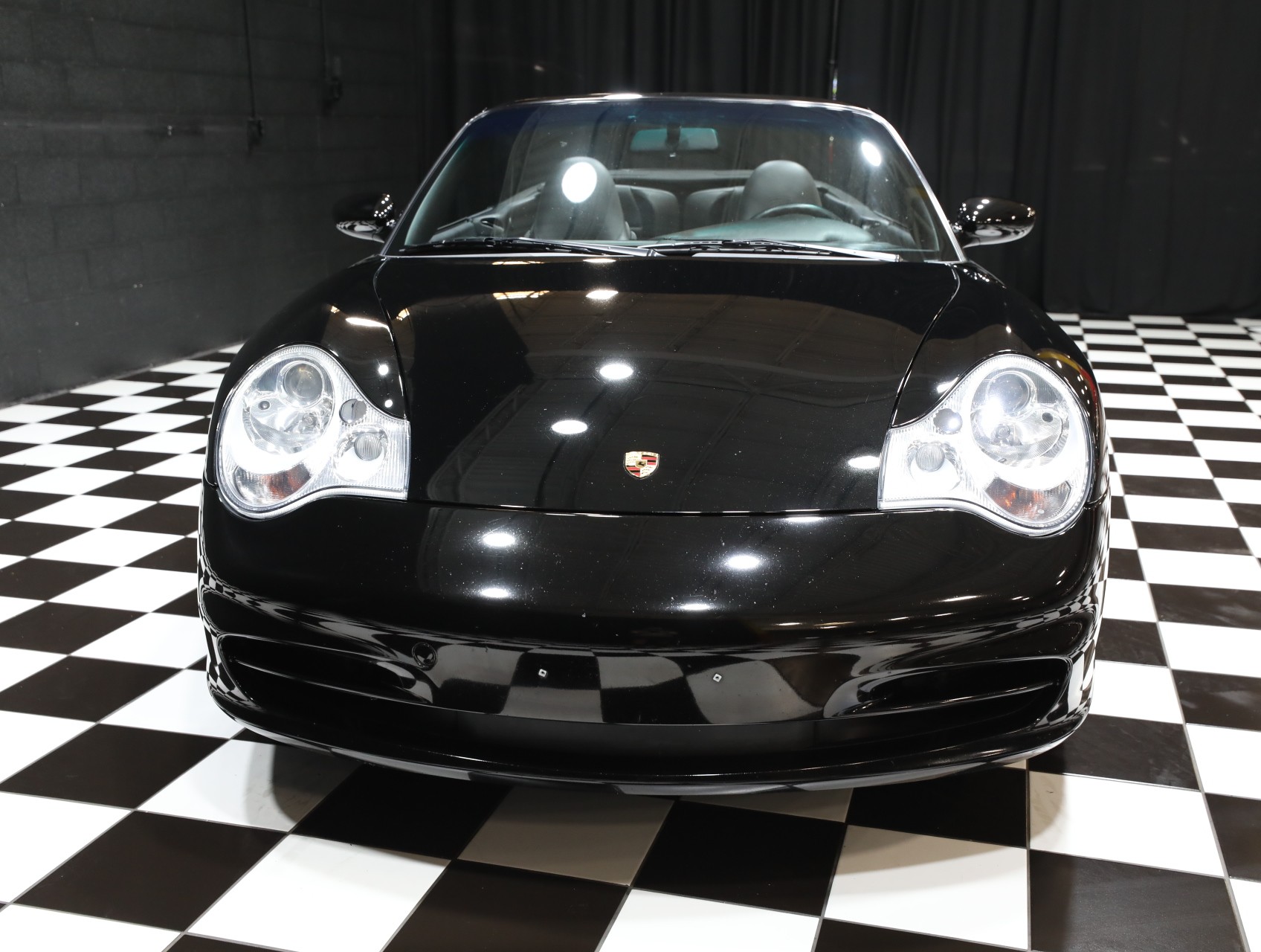 2003 Porsche 911 18