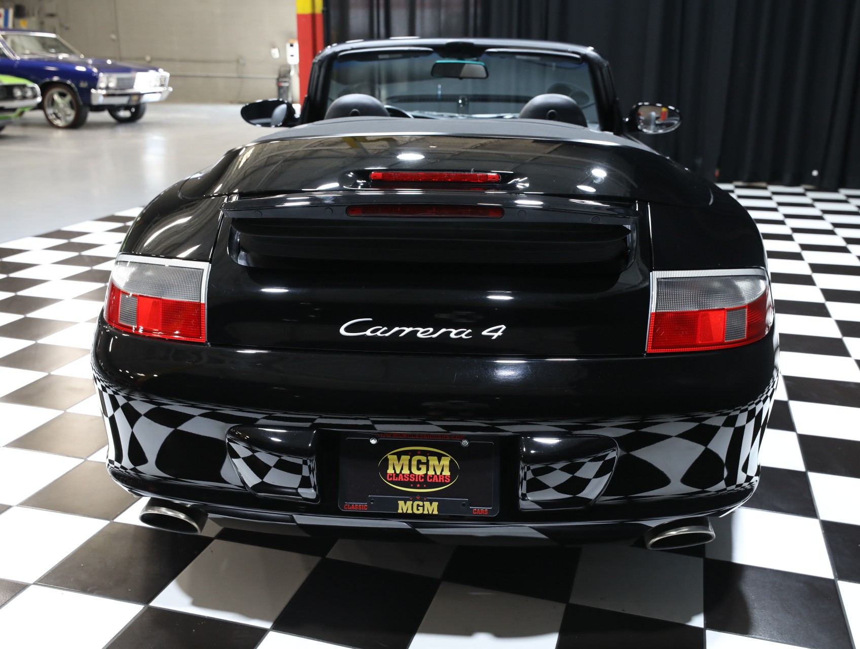 2003 Porsche 911 28