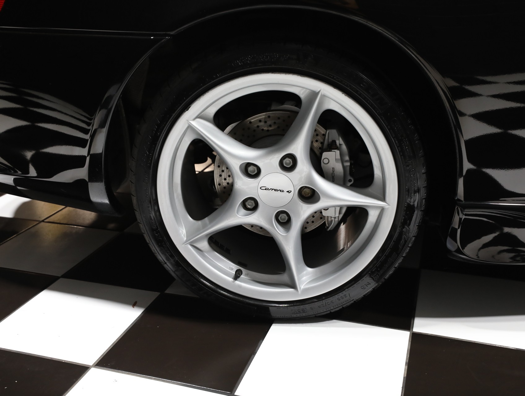 2003 Porsche 911 40