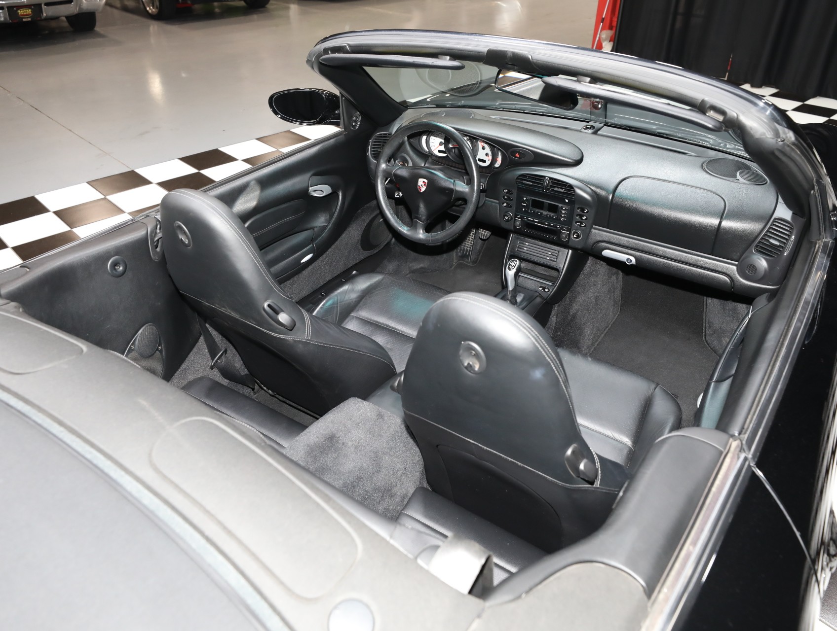 2003 Porsche 911 42