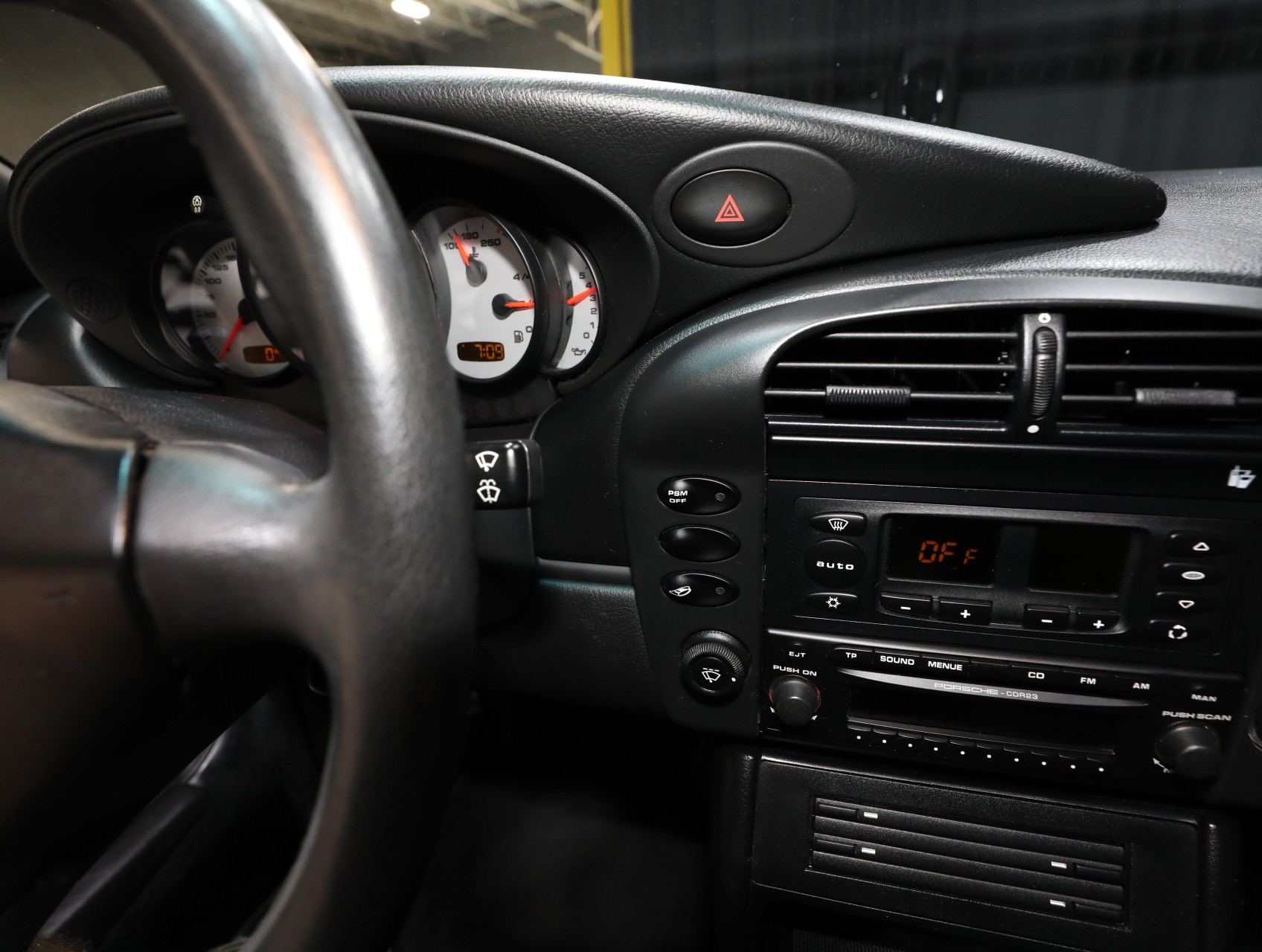 2003 Porsche 911 63