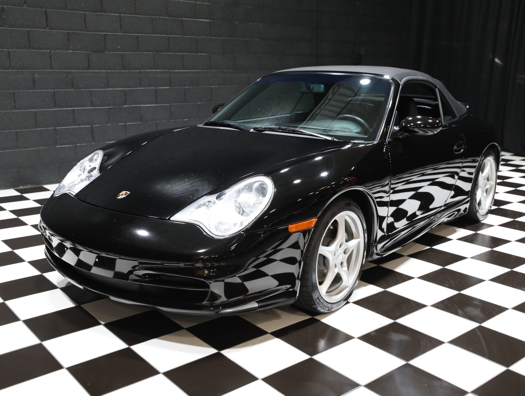2003 Porsche 911 6