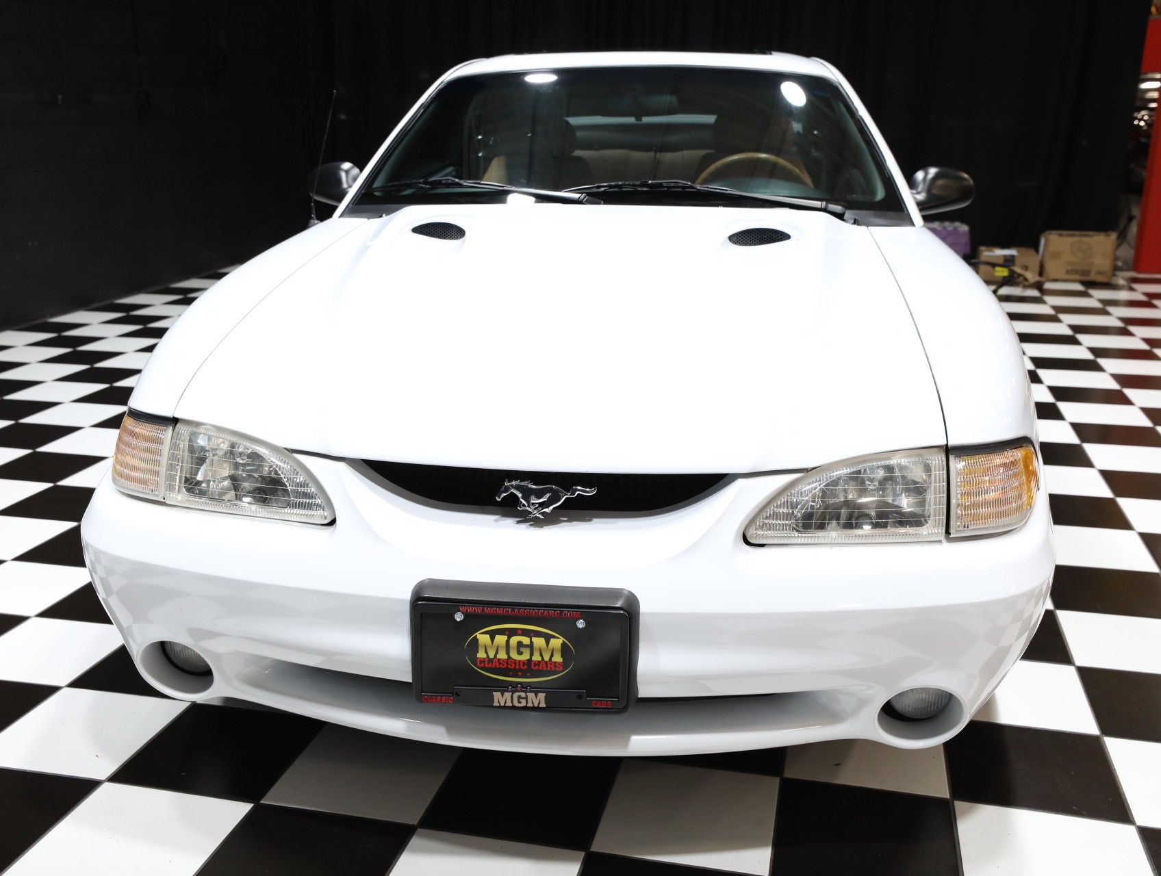 1996 Ford Mustang SVT Cobra 12