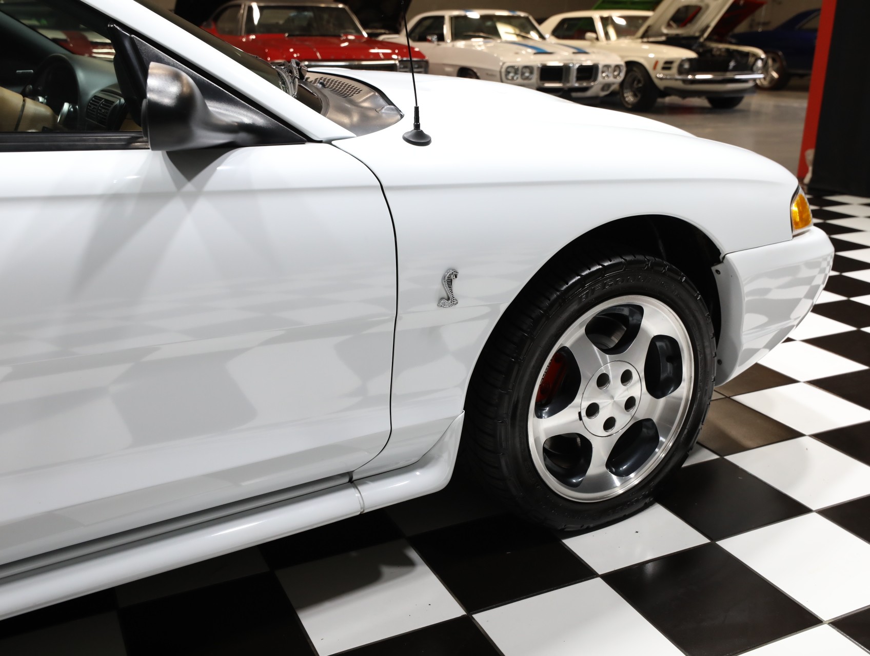 1996 Ford Mustang SVT Cobra 16