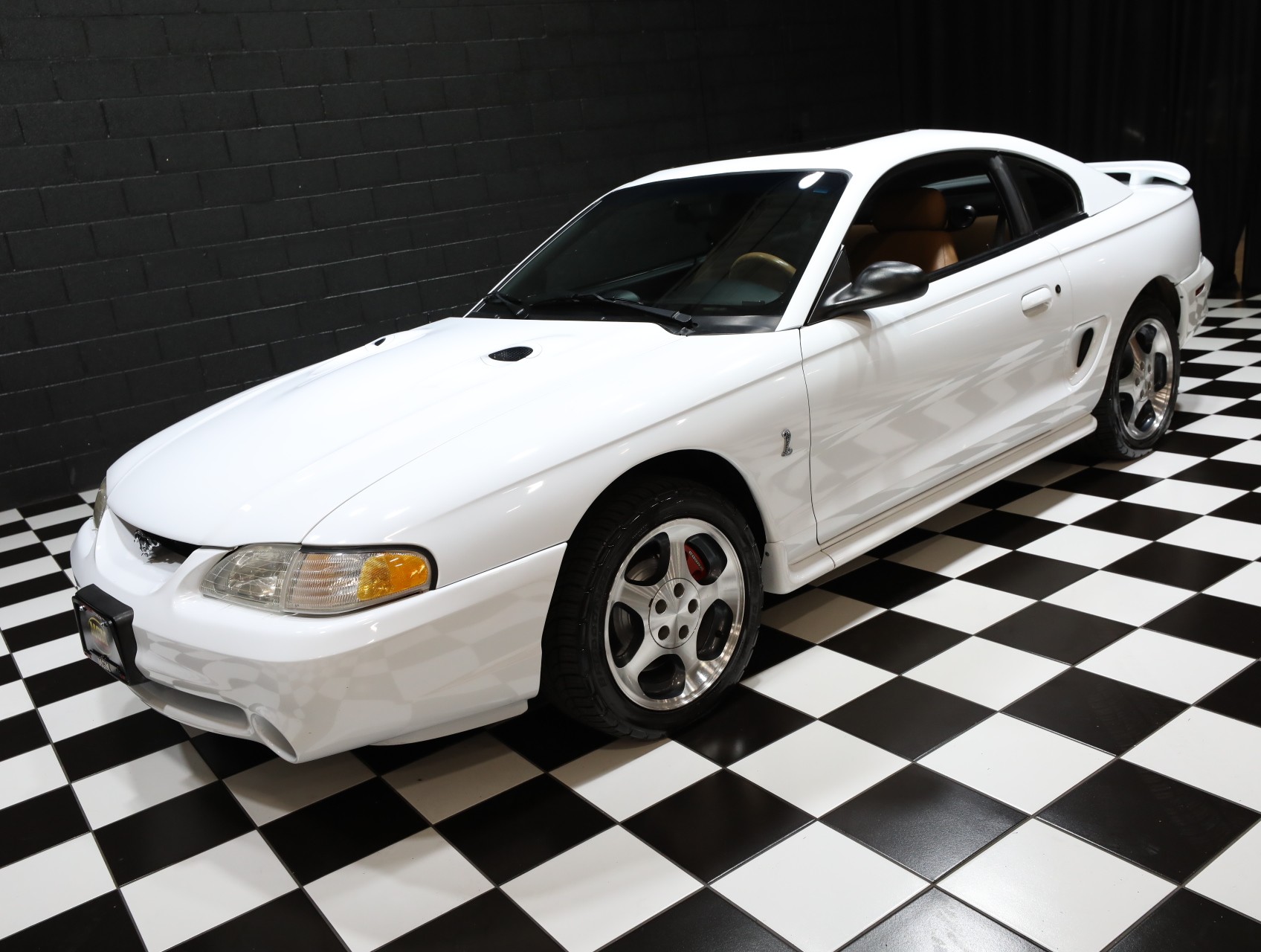 1996 Ford Mustang SVT Cobra 8
