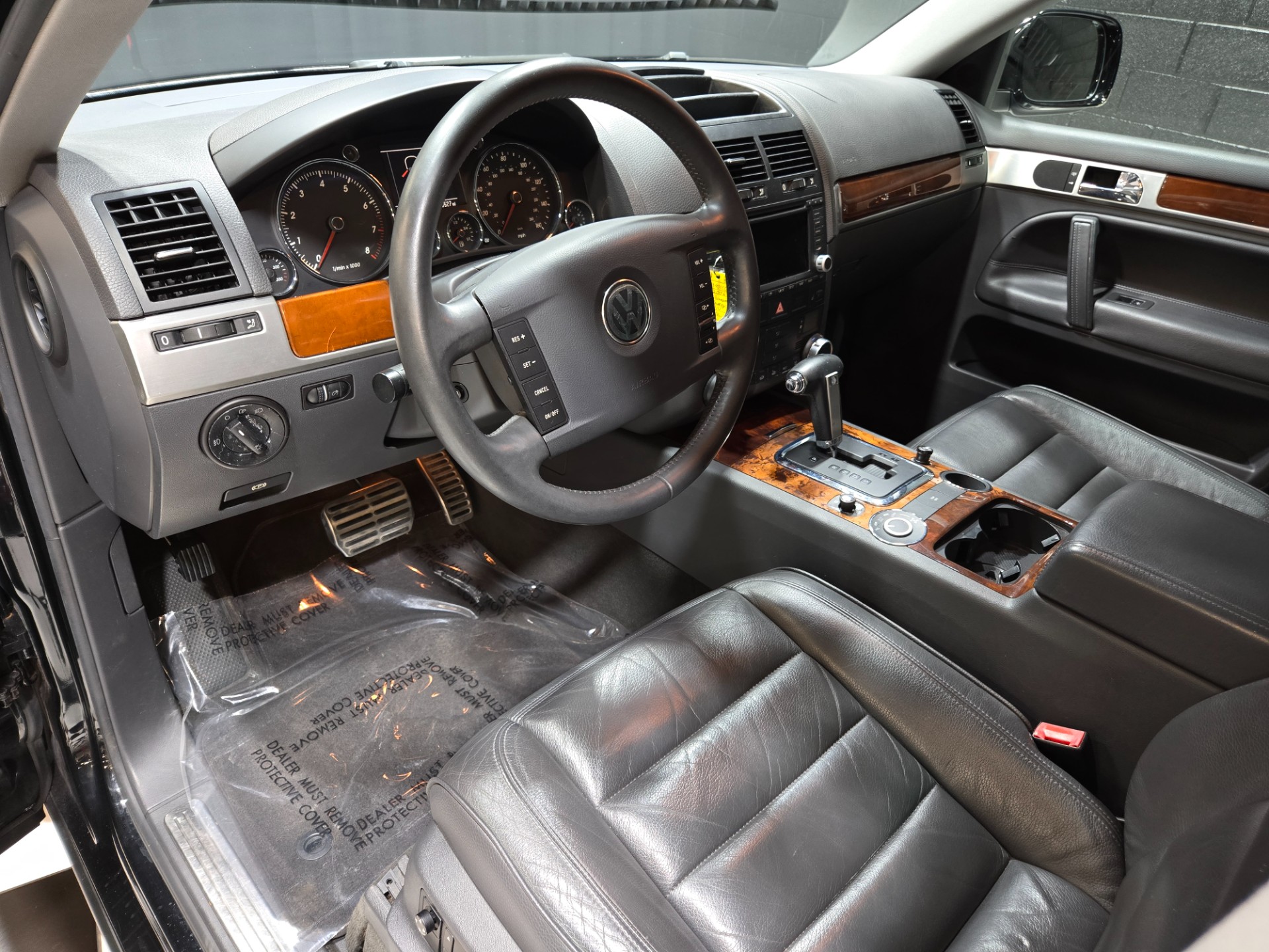 2006 Volkswagen Touareg 102
