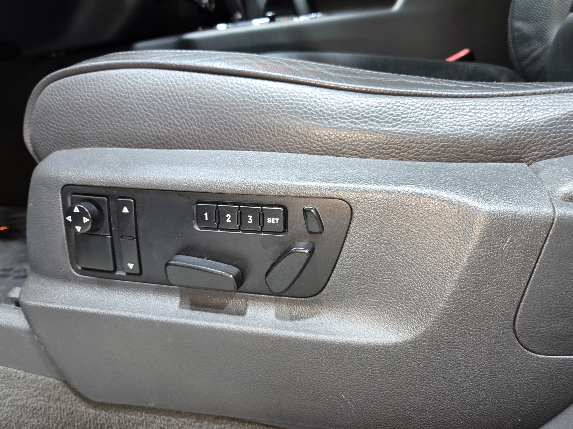 2006 Volkswagen Touareg 126