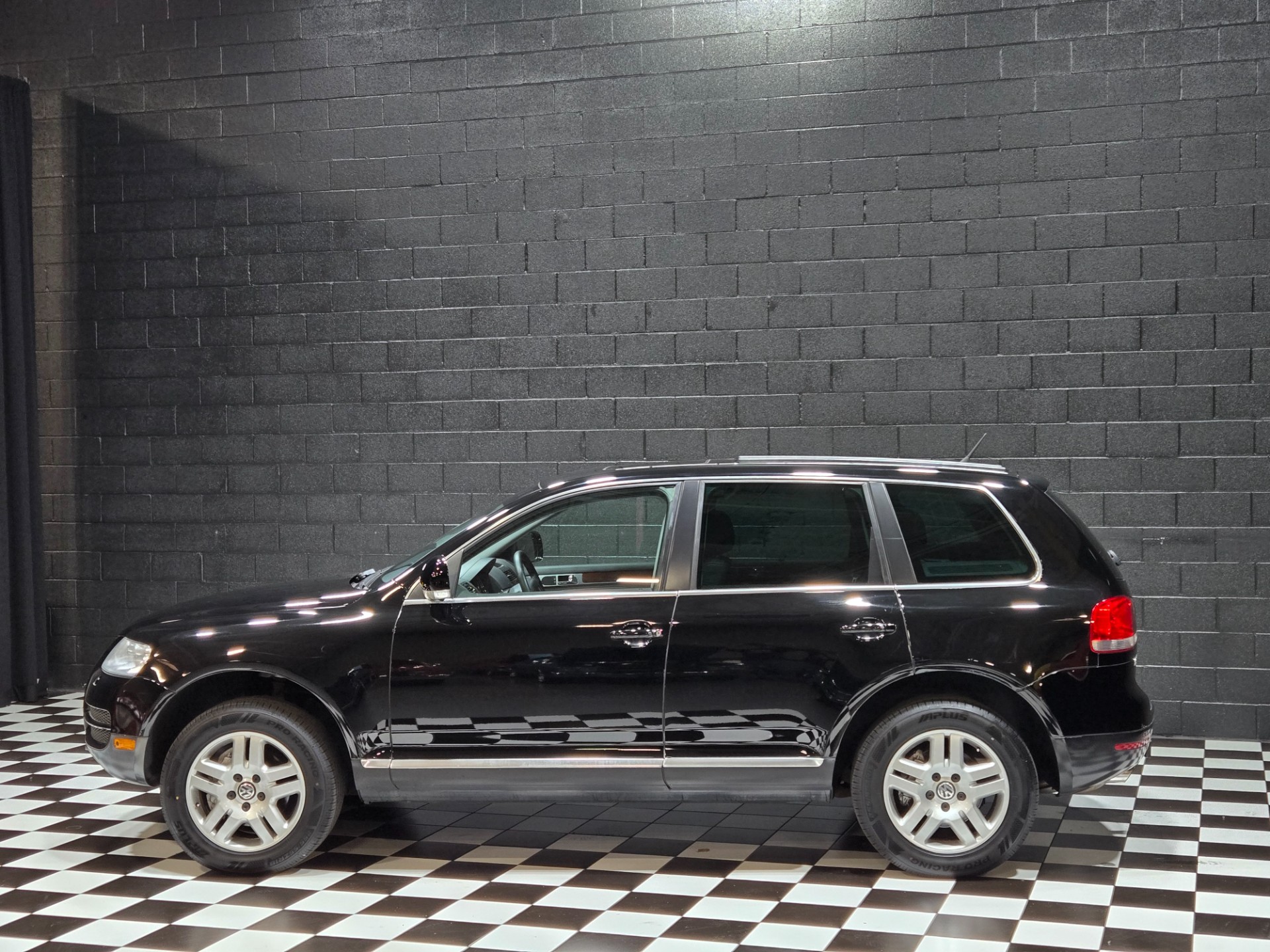 2006 Volkswagen Touareg 3