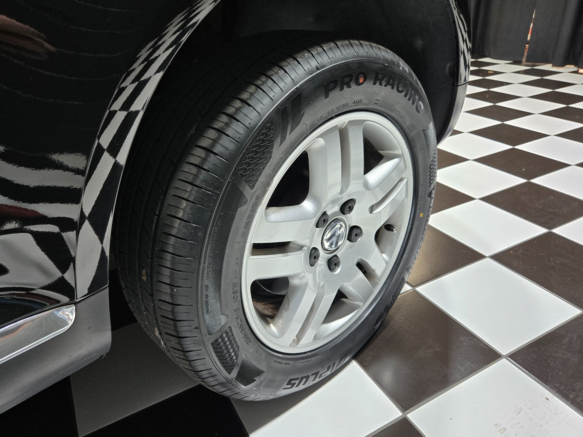 2006 Volkswagen Touareg 43