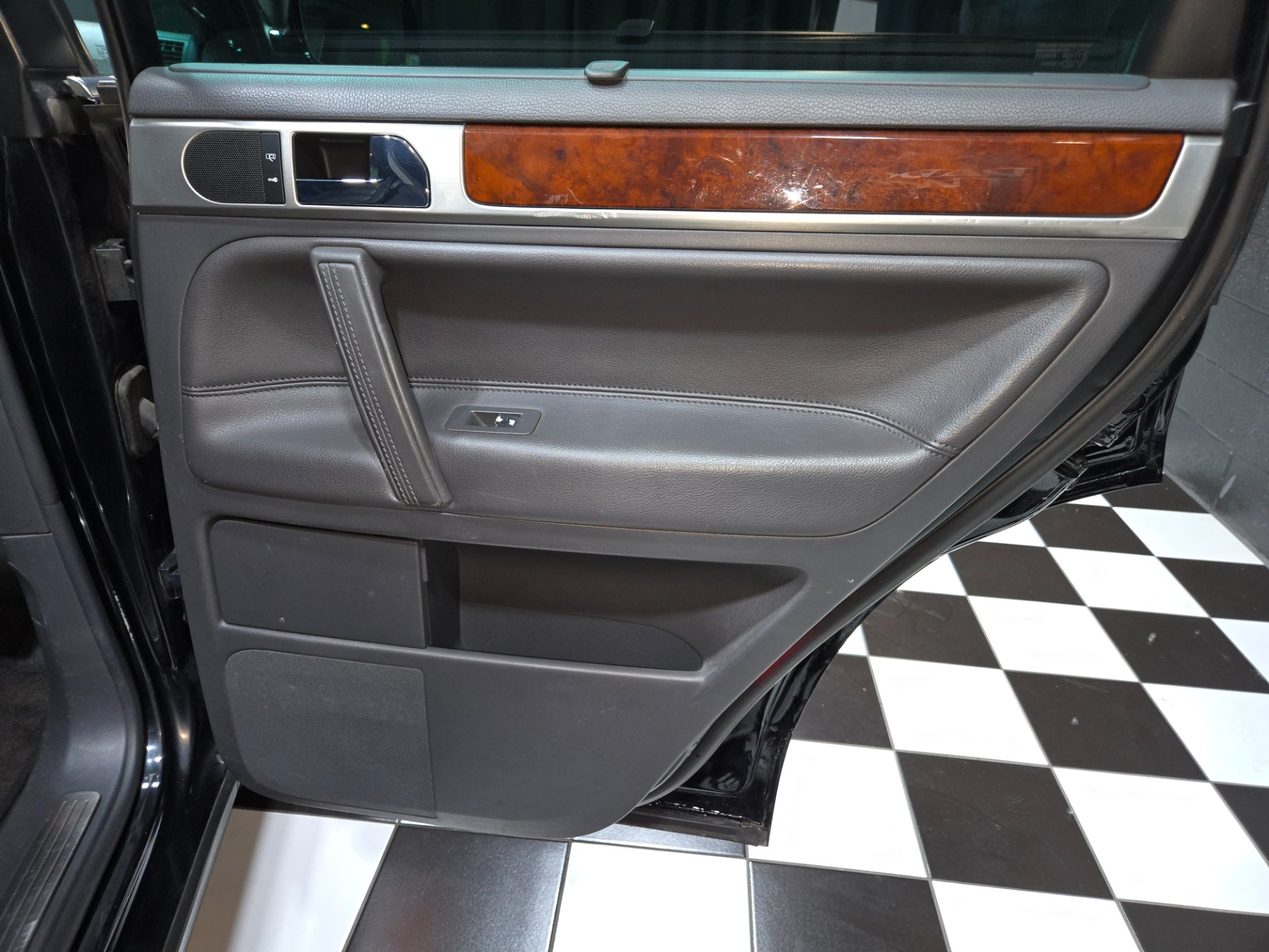 2006 Volkswagen Touareg 85