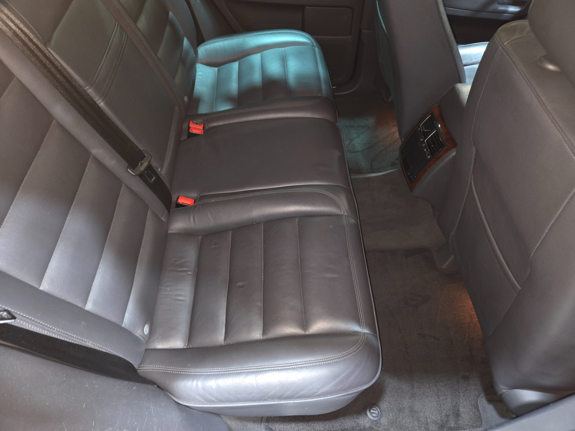 2006 Volkswagen Touareg 89
