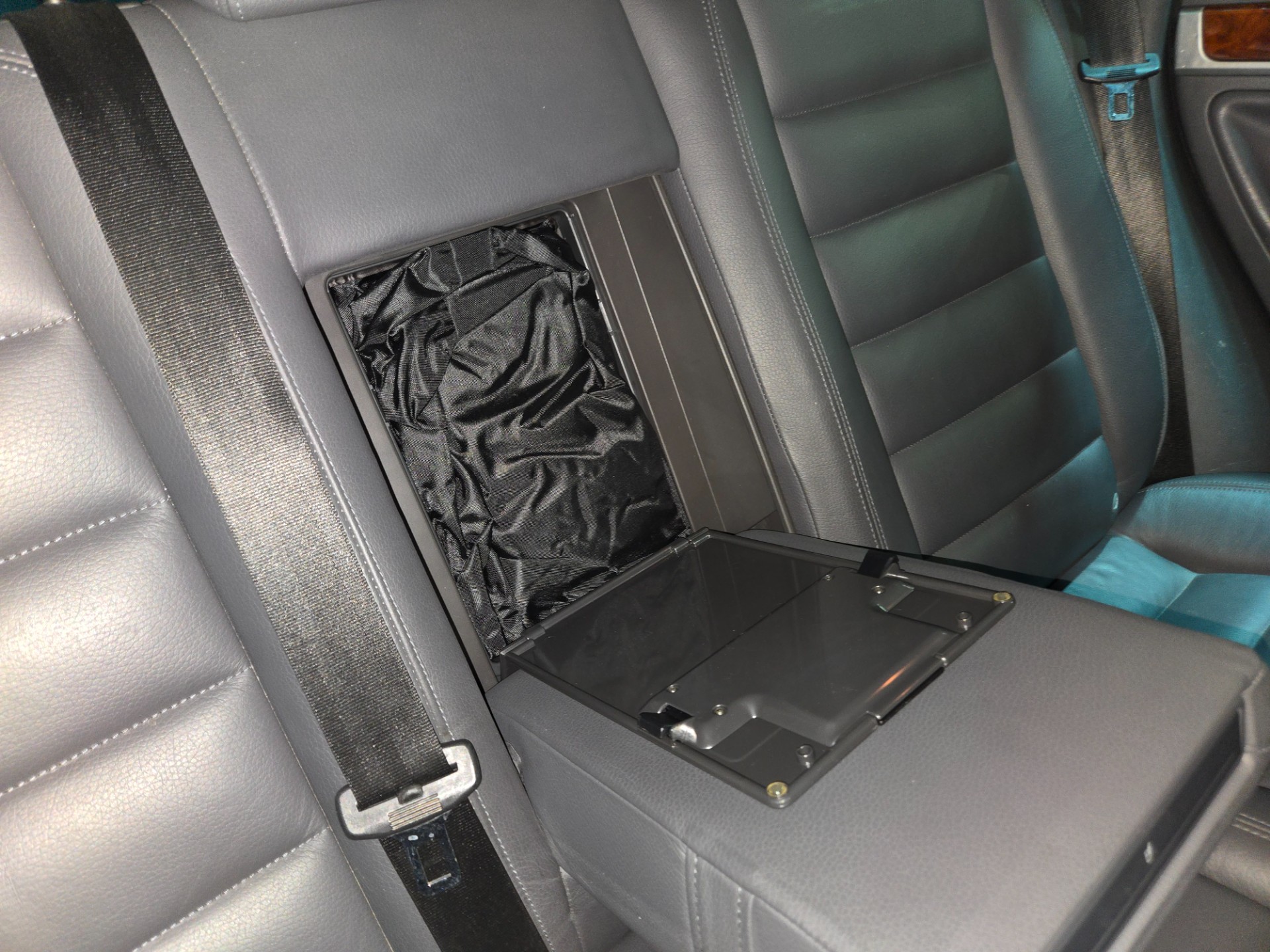 2006 Volkswagen Touareg 94