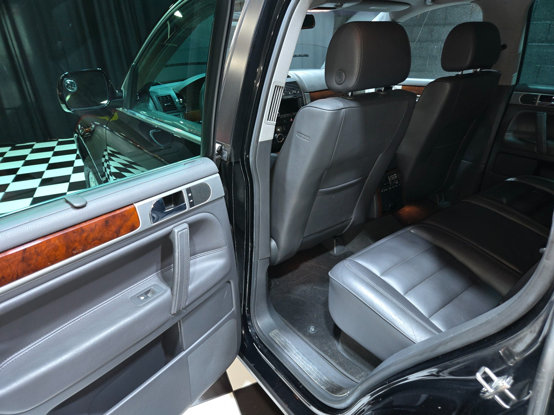 2006 Volkswagen Touareg 100