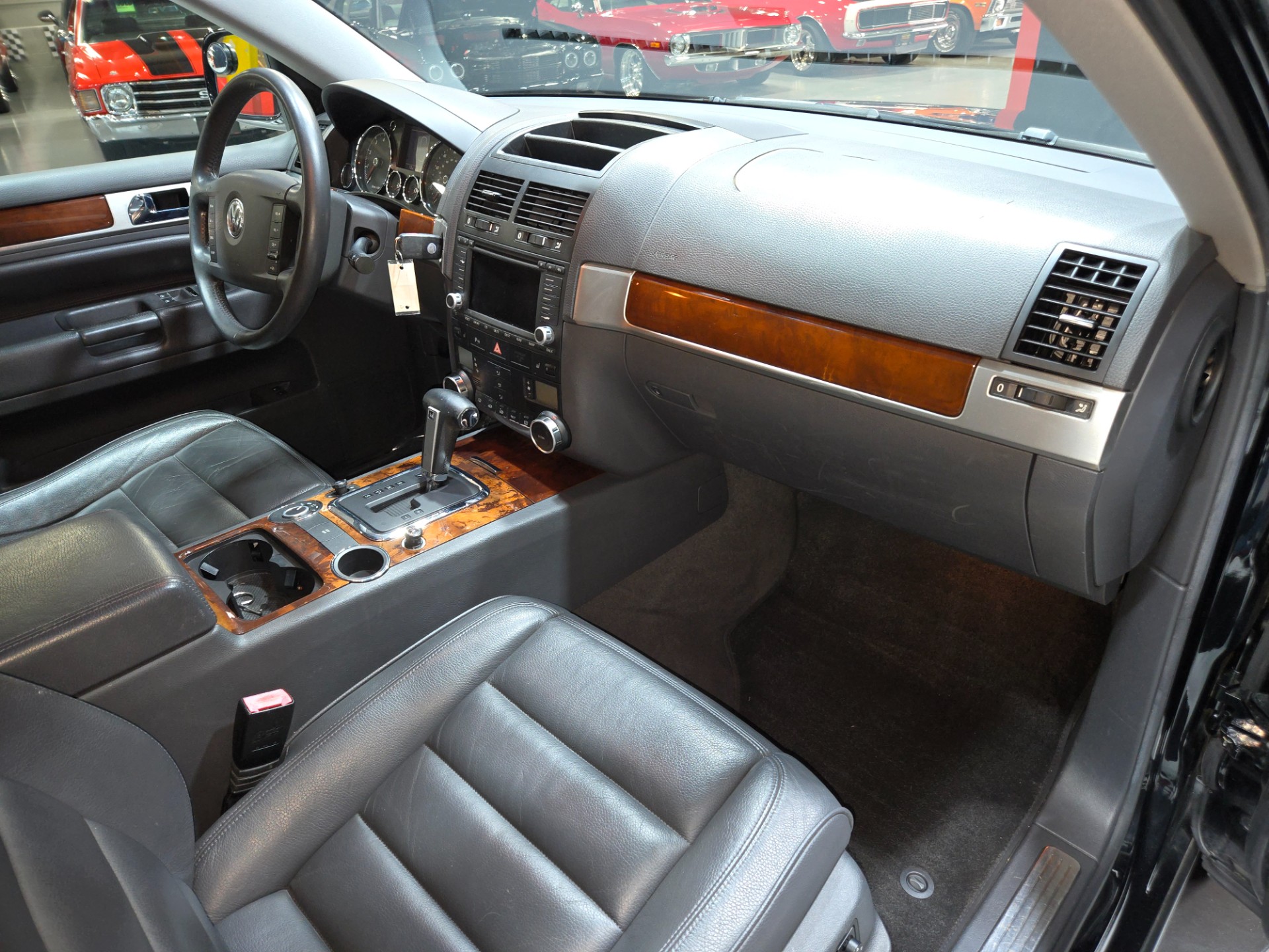 2006 Volkswagen Touareg 10