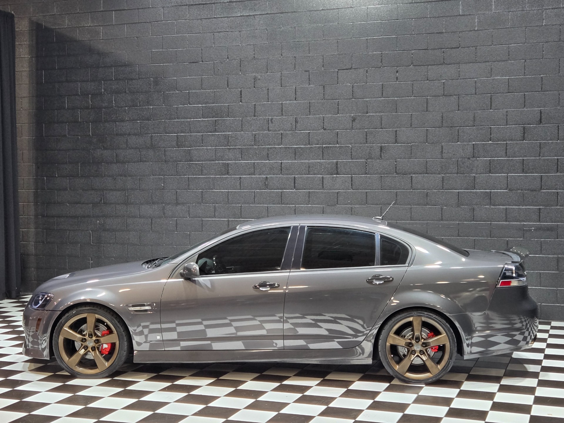 2008 Pontiac G8 12