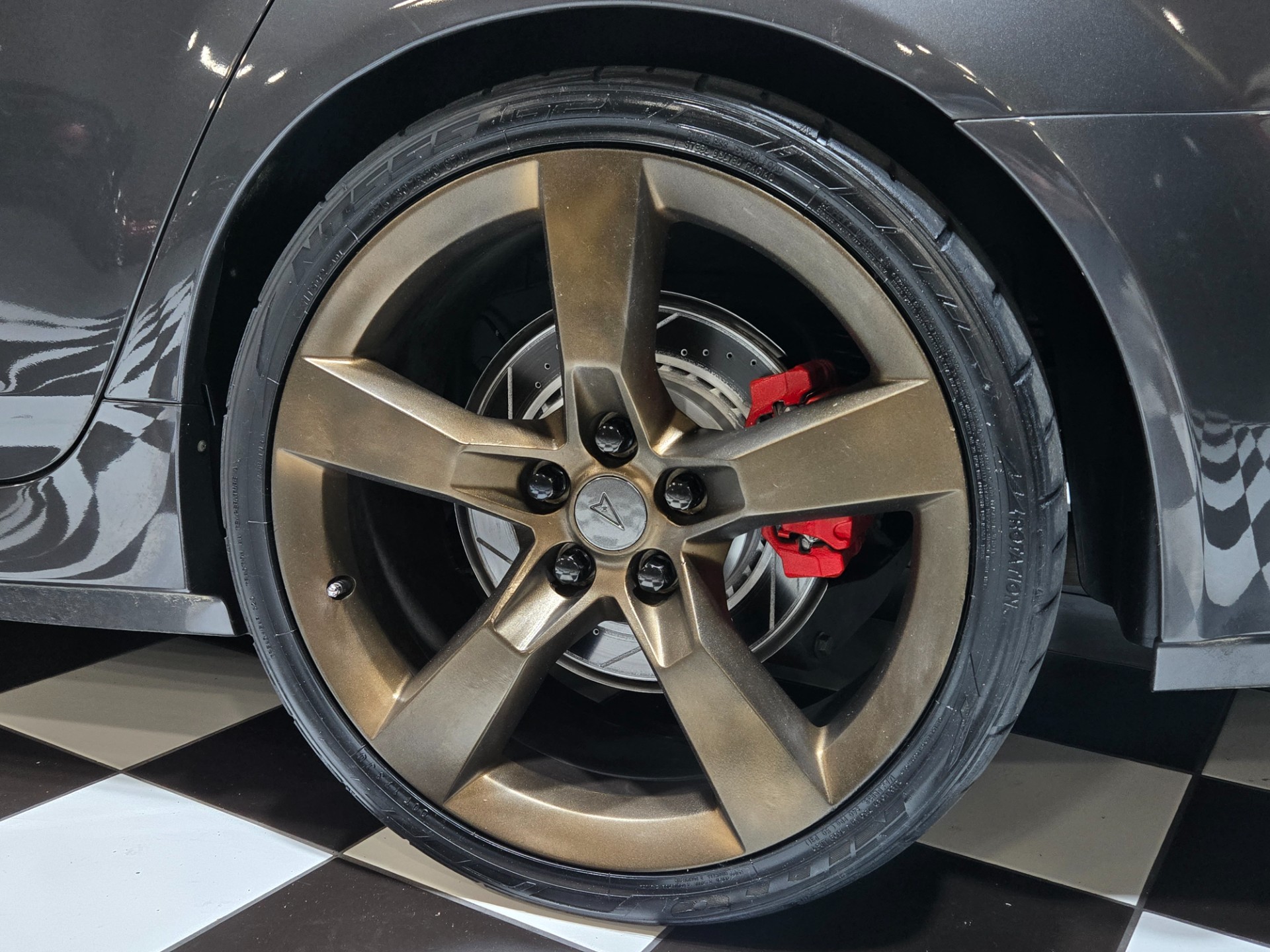 2008 Pontiac G8 32
