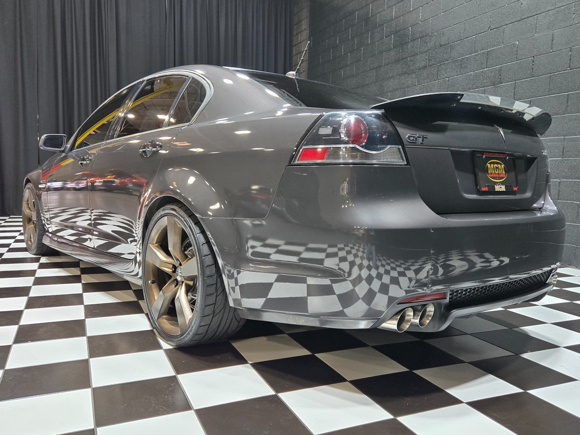 2008 Pontiac G8 35