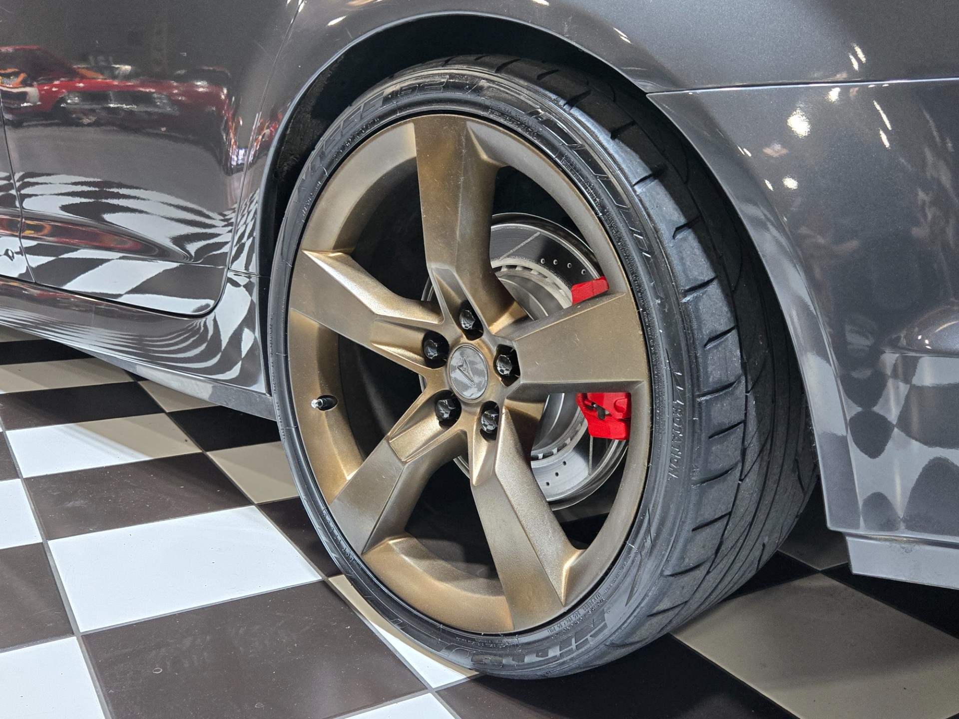 2008 Pontiac G8 38