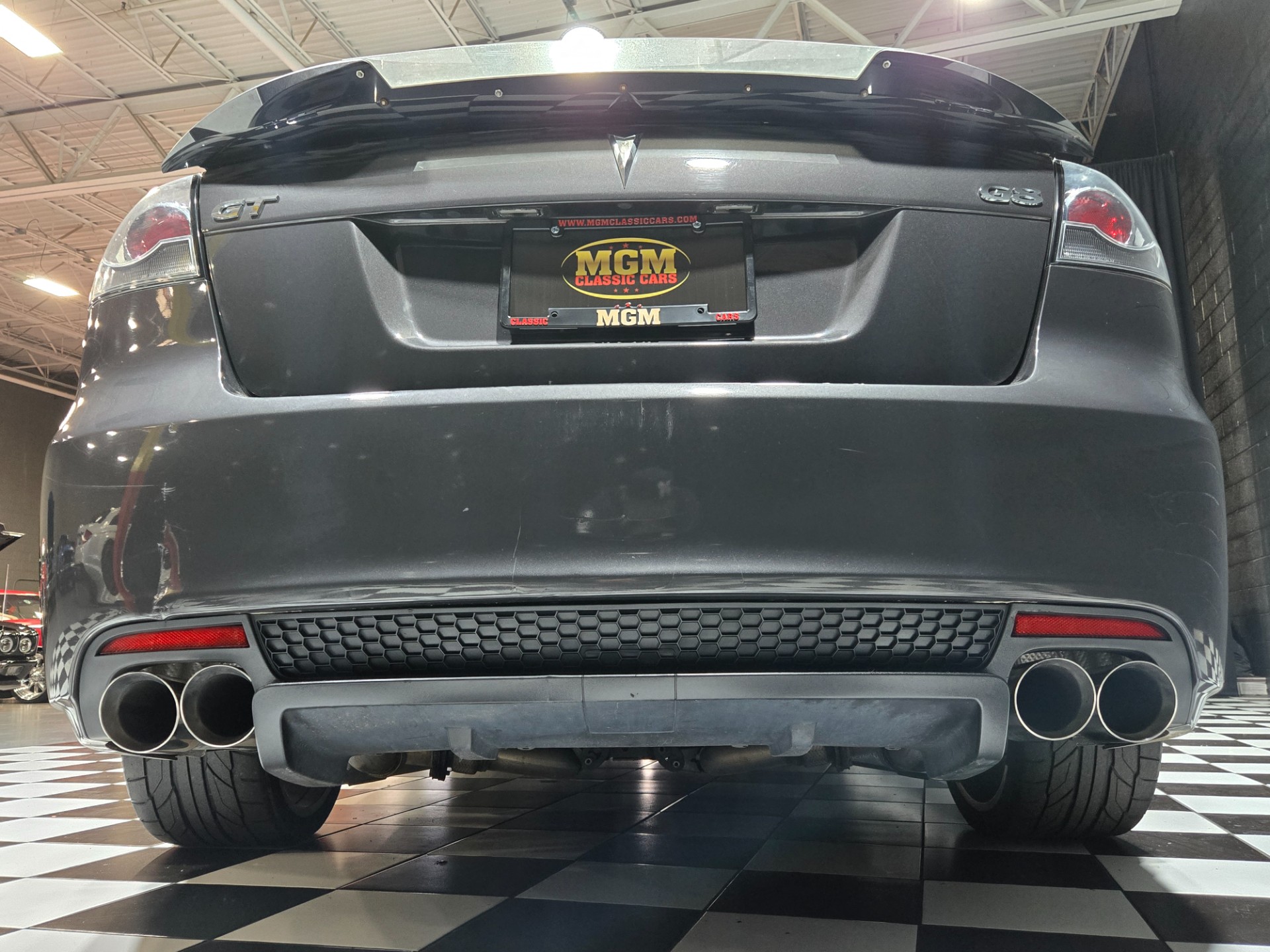 2008 Pontiac G8 42