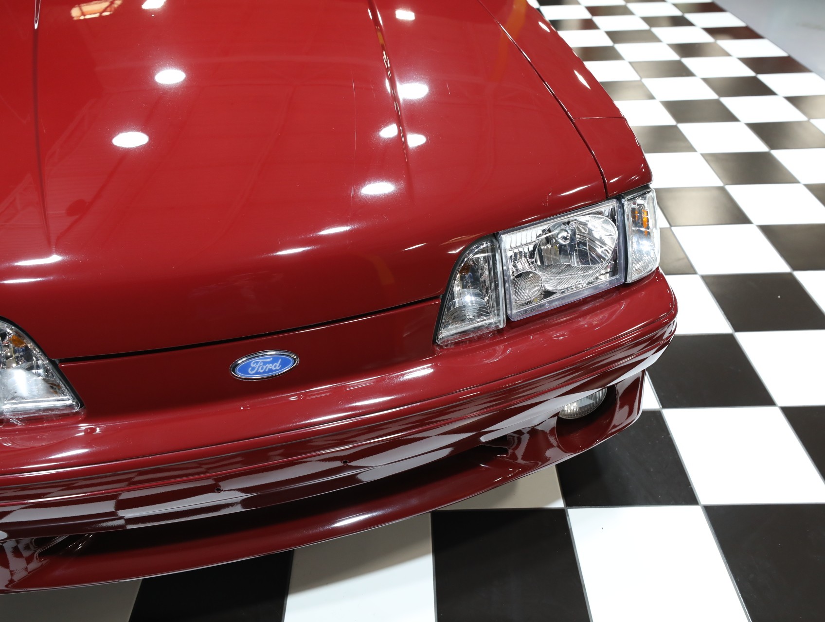 1990 Ford Mustang 10