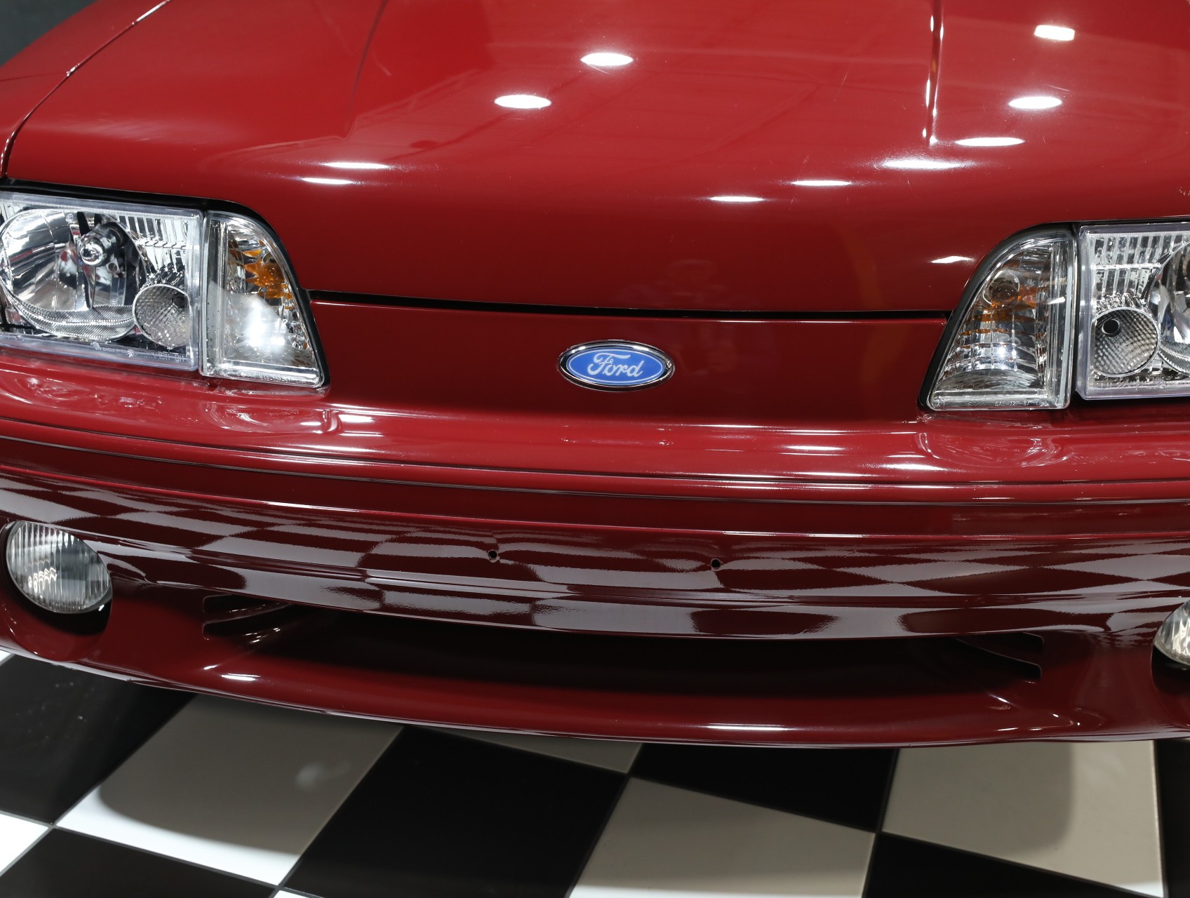 1990 Ford Mustang 11