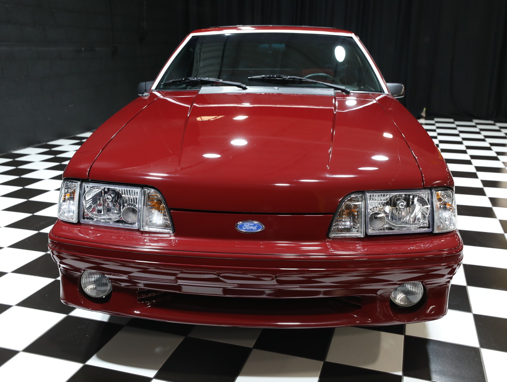 1990 Ford Mustang 12
