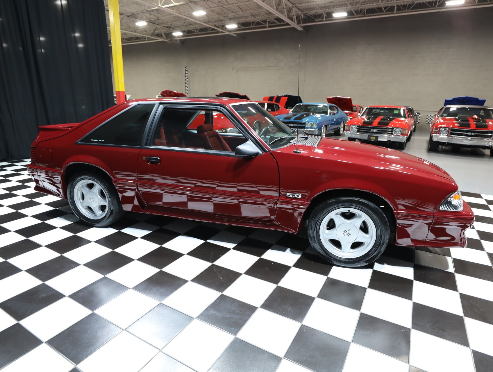 1990 Ford Mustang 18