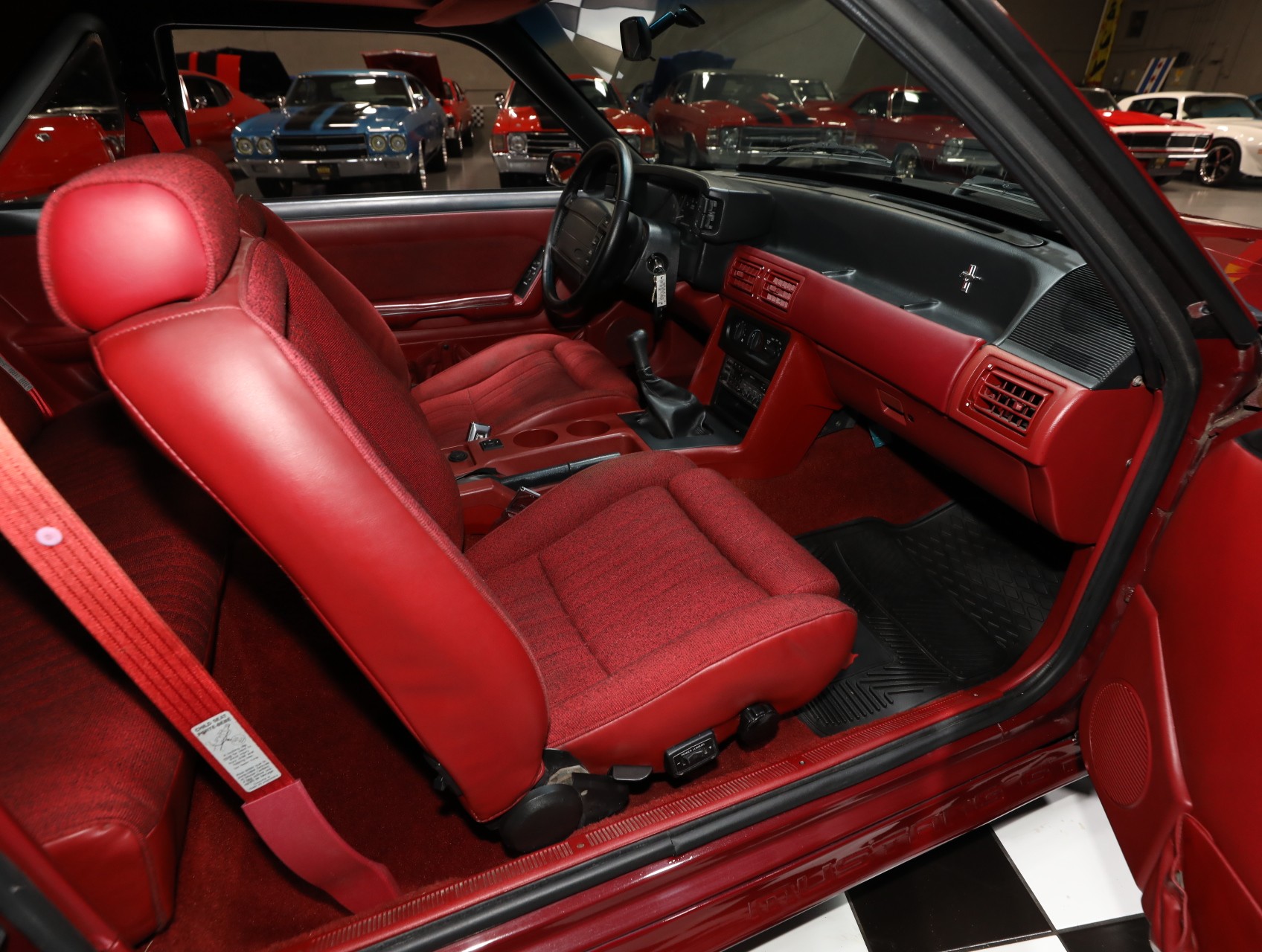 1990 Ford Mustang 40