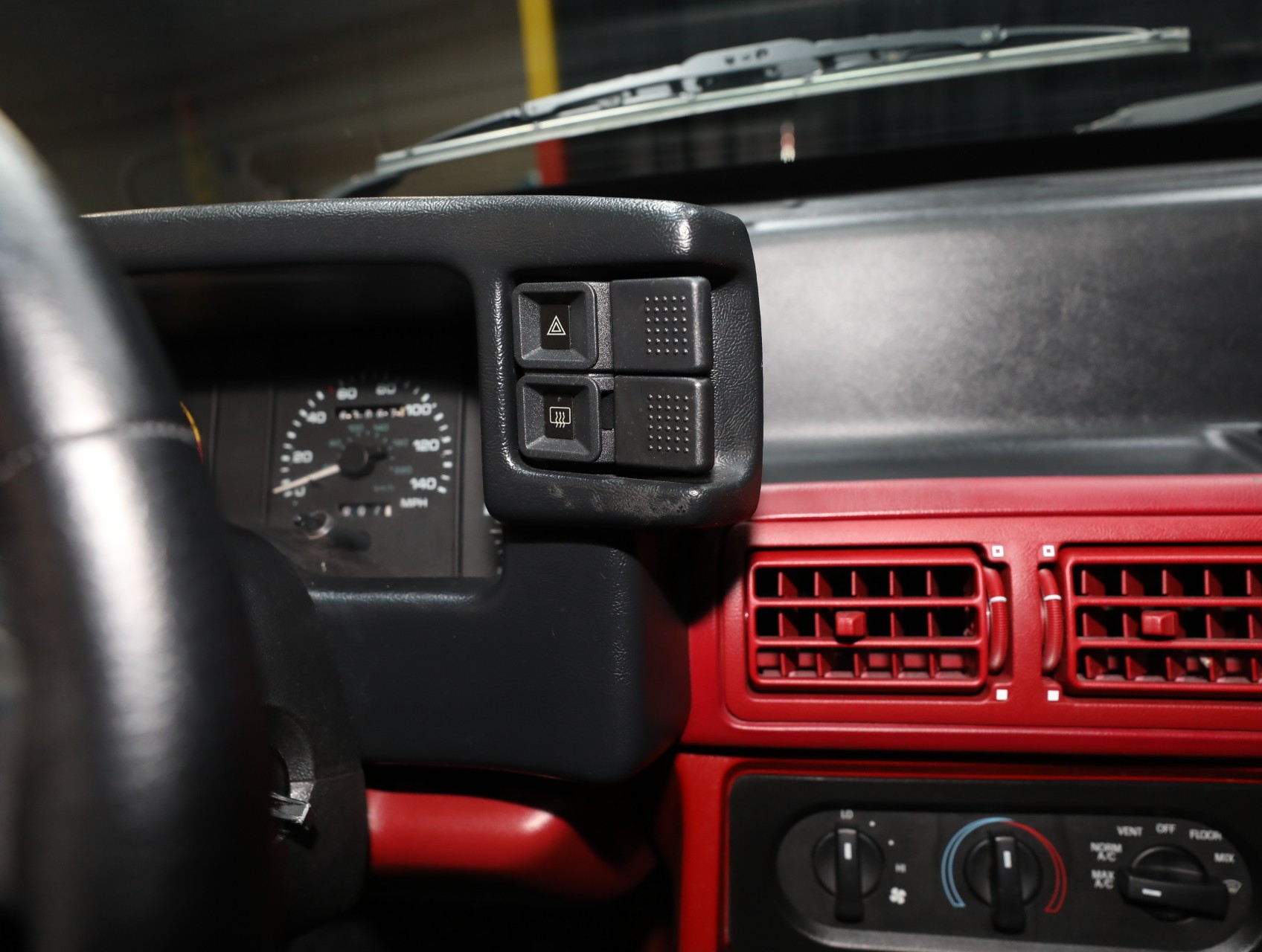 1990 Ford Mustang 56