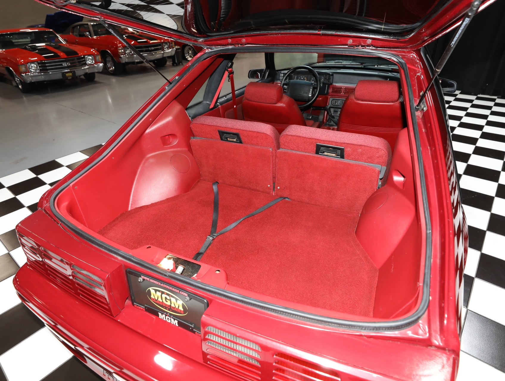 1990 Ford Mustang 5