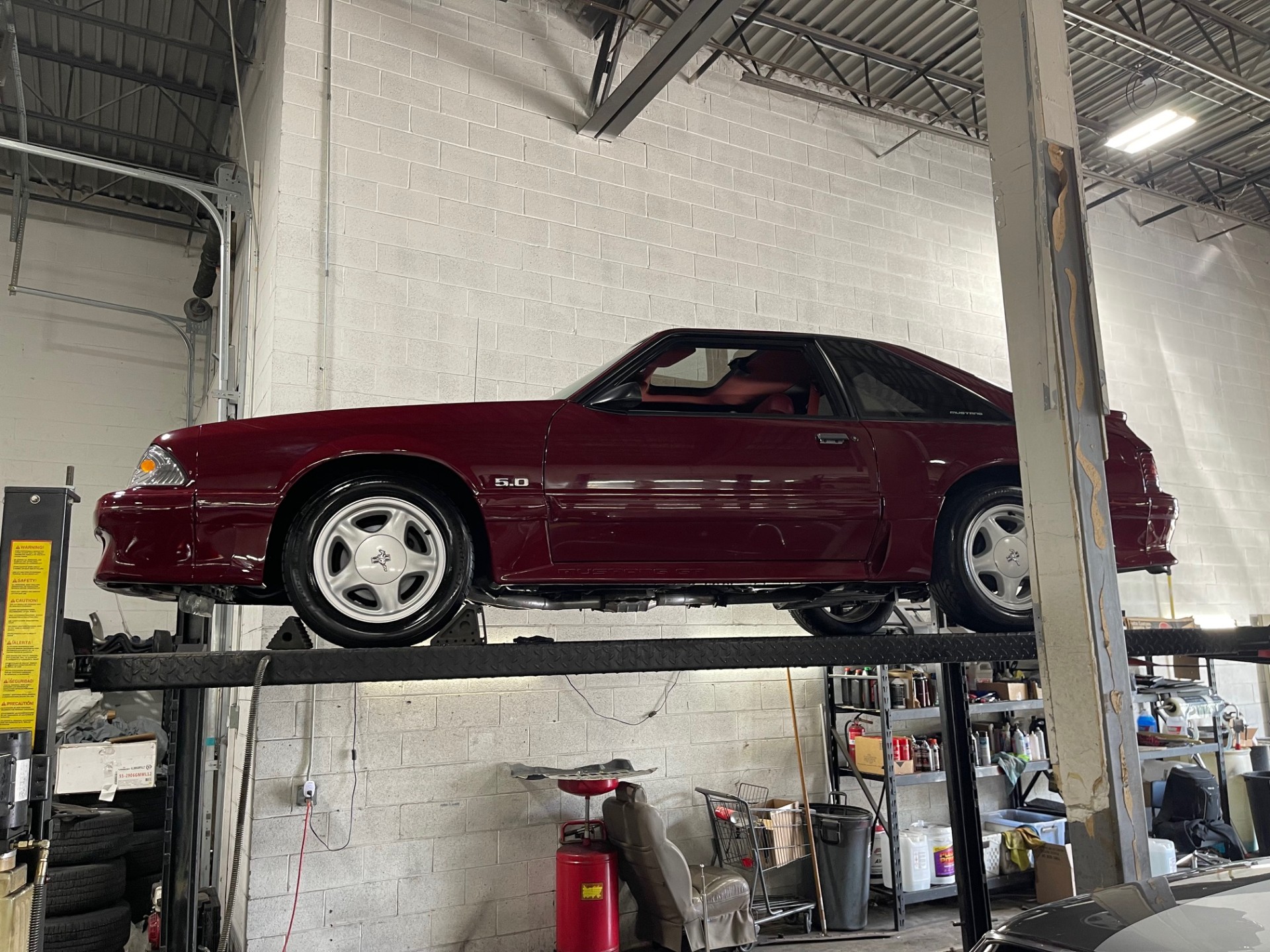 1990 Ford Mustang 74