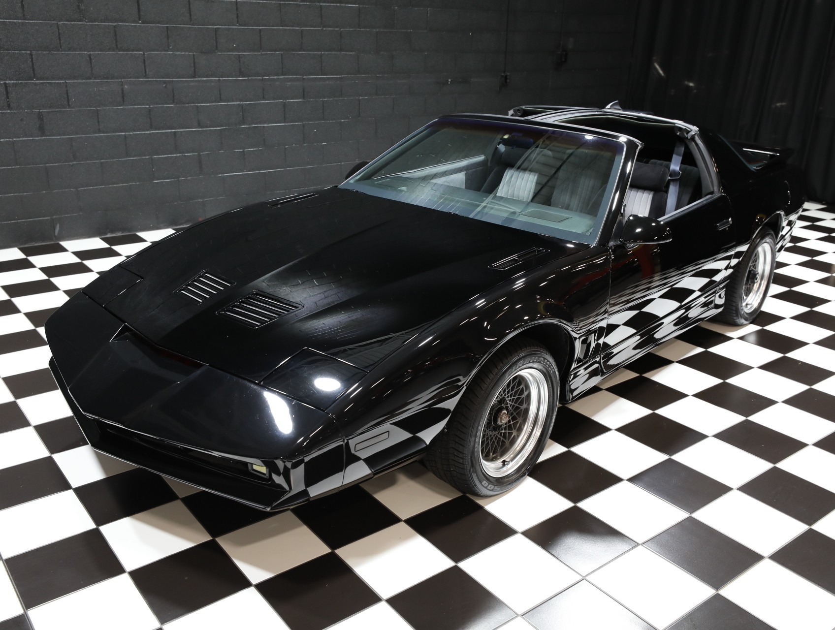 1986 Pontiac Firebird 13